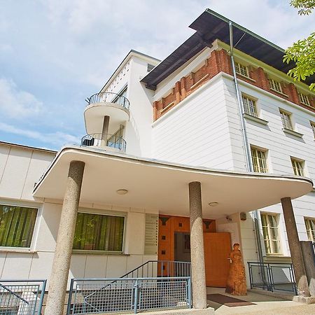 Saint Ignatius Retreat House Bed & Breakfast Ljubljana Bagian luar foto